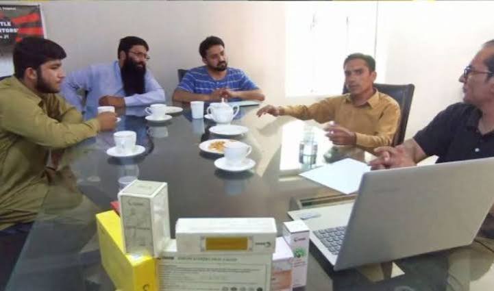 Visa consultant meeting a client